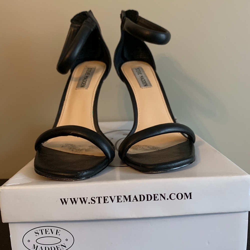 Steve Madden Black Leather Heels Size 8 - Picture 7 of 7
